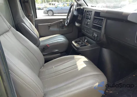 2019 GMC Savana 2500 Work Van from USA, damaged, VIN 1GTW7AFG7K1368639